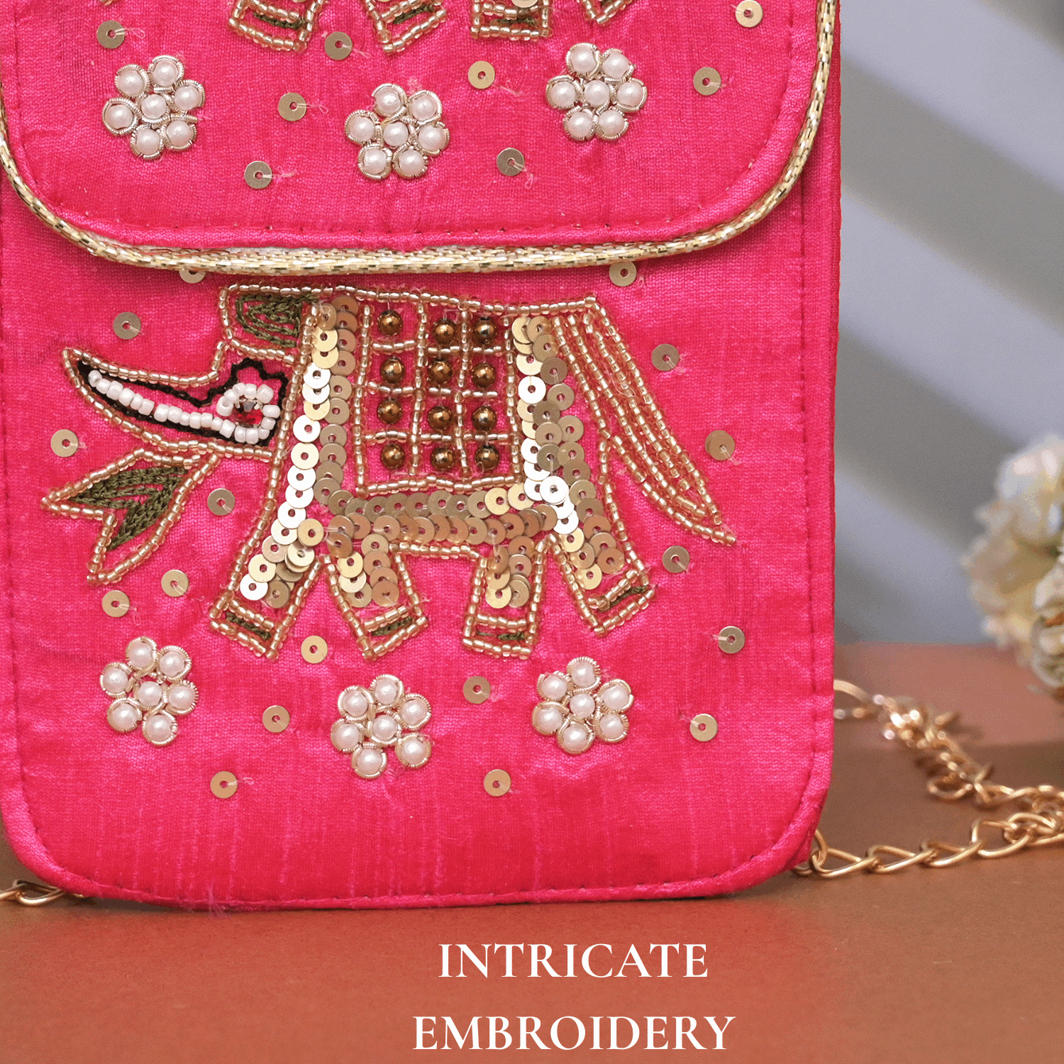 Embroidered Mobile Pouch Ethnic Velvet Phone Bag
