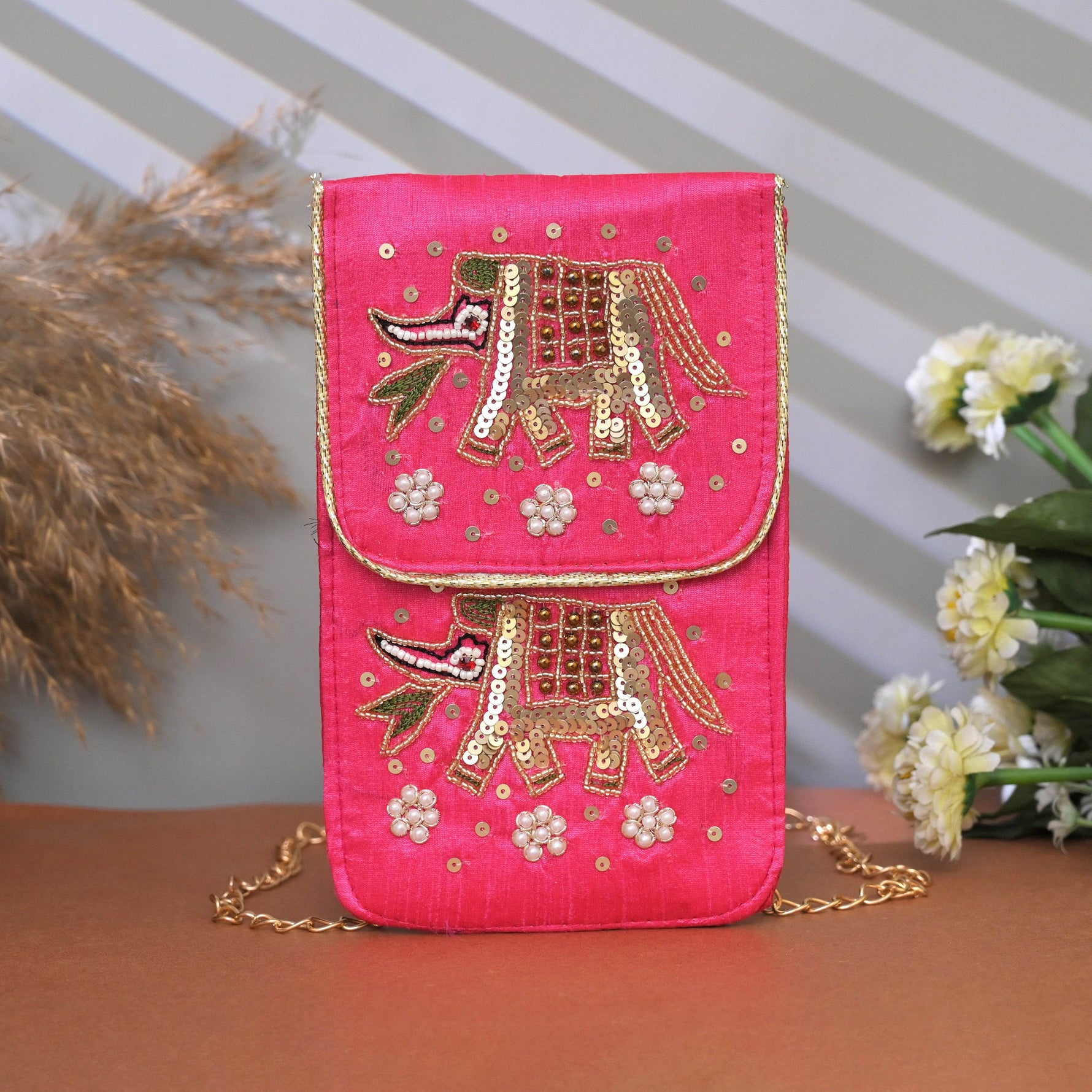 Embroidered Mobile Pouch Ethnic Velvet Phone Bag